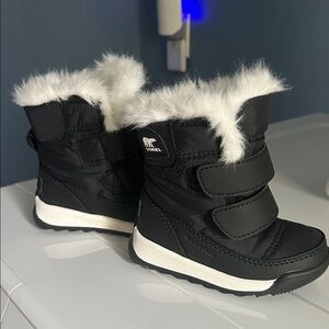 Baby Sorel Black Winter Boots with Faux Fur Trim